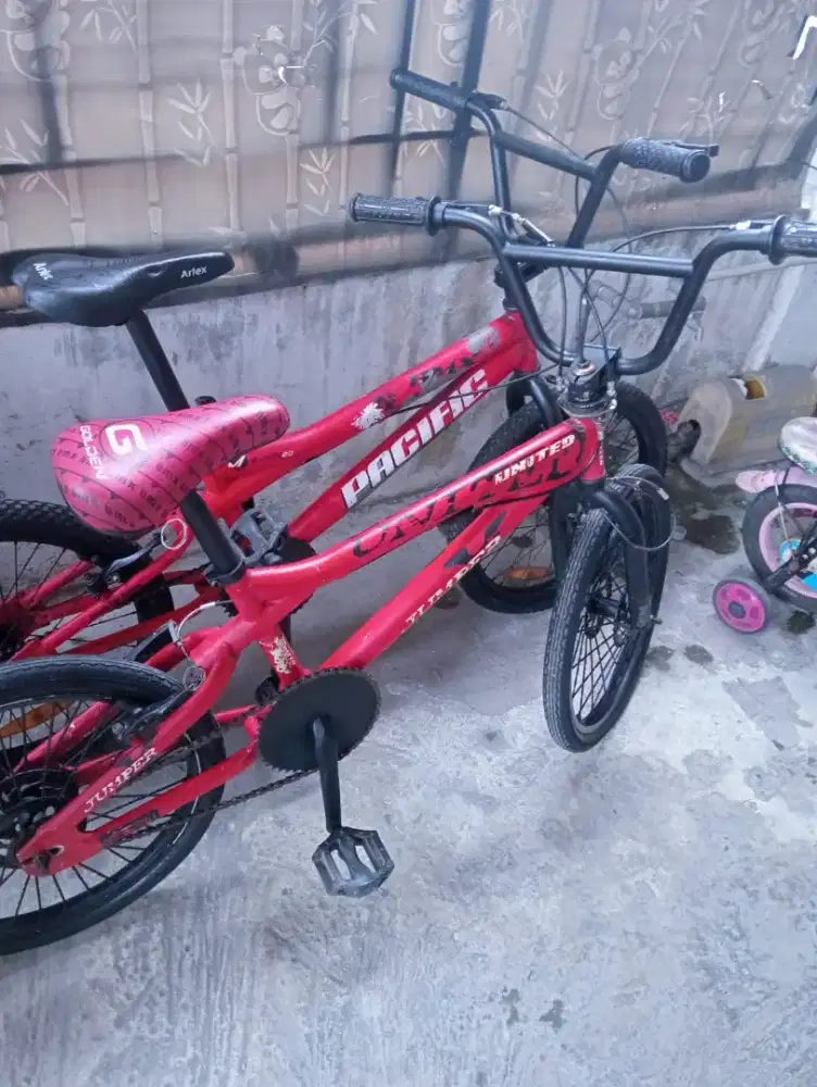Jual sepeda BMX united dan facific UK 20 tinggal pakai