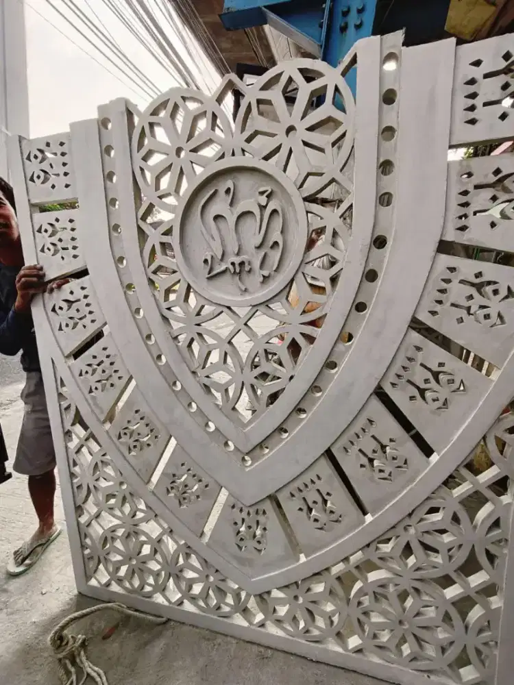 Mihrab Mushola PVC Stiker Rumah di Jakarta Timur –Desain Simpel & Rapi