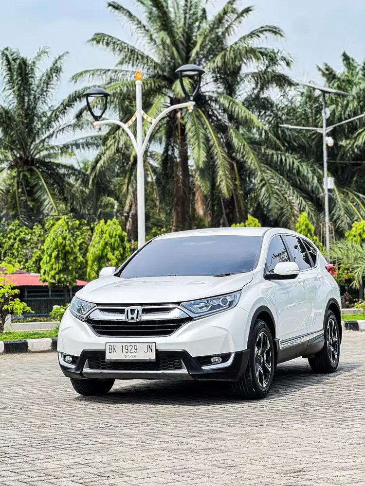 Honda CRV 1.5 Turbo A/T Putih 2017  HRV MAZDA CX5 WRV