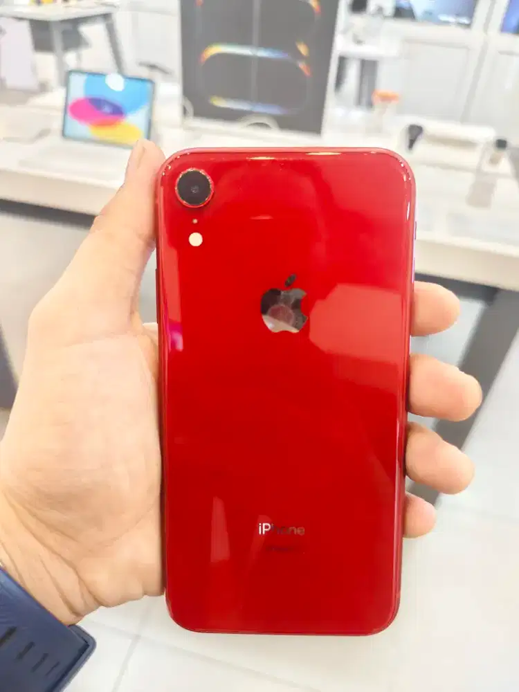 iphone xr 64Gb red