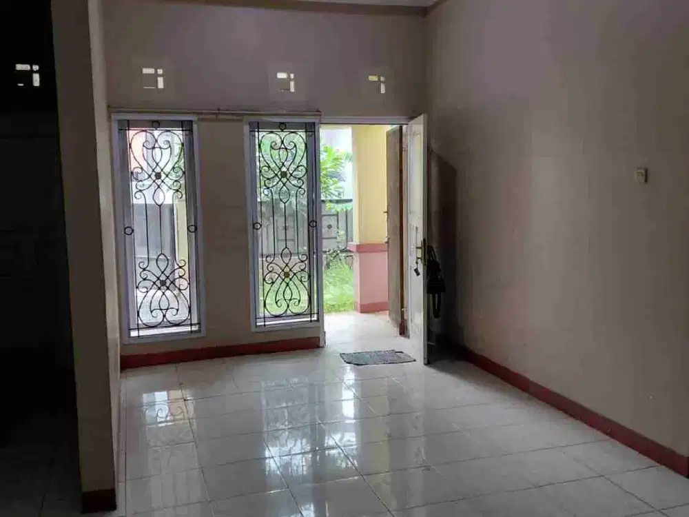 Disewakan Rumah Bagus 1LT Full Renovasi di cluster taman sari