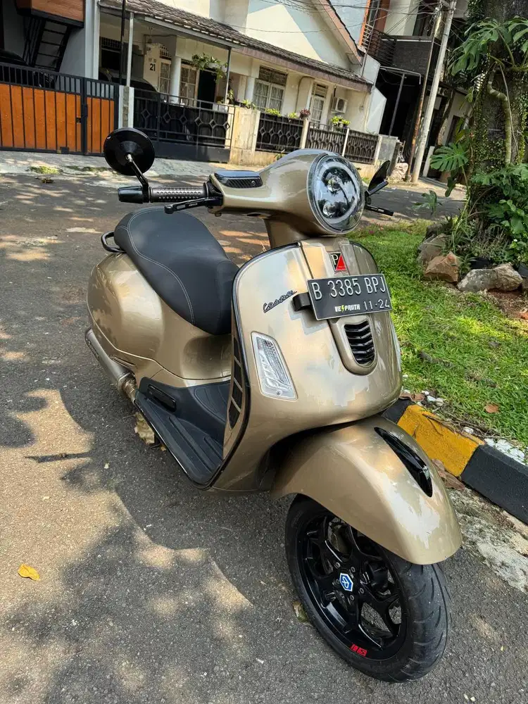 Vespa GTS/GTV 250ie CBU Italy