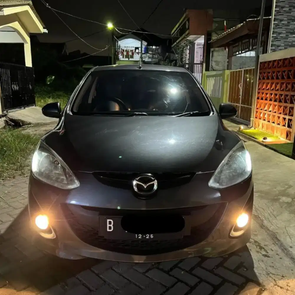 MAZDA 2 Tipe R AT 2011