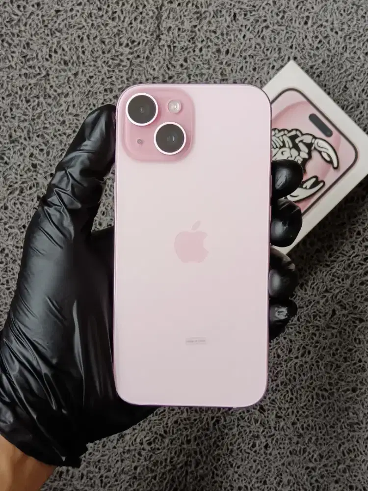 Apple iPhone 15 Pink 128gb Fullset original Resmi
