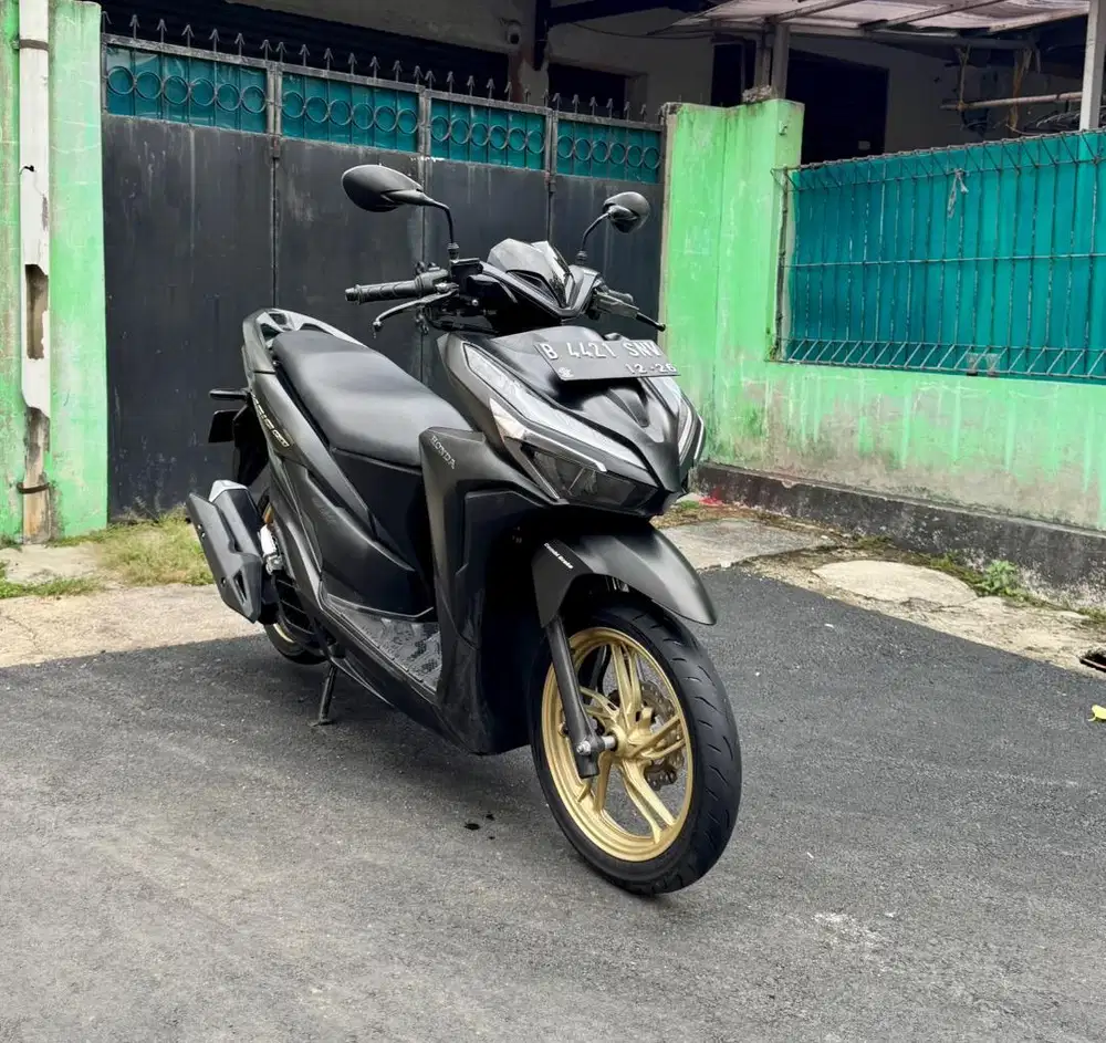 Honda Vario 150 Keyless CBS ISS MULUSSS Pajak Hidup Panjang