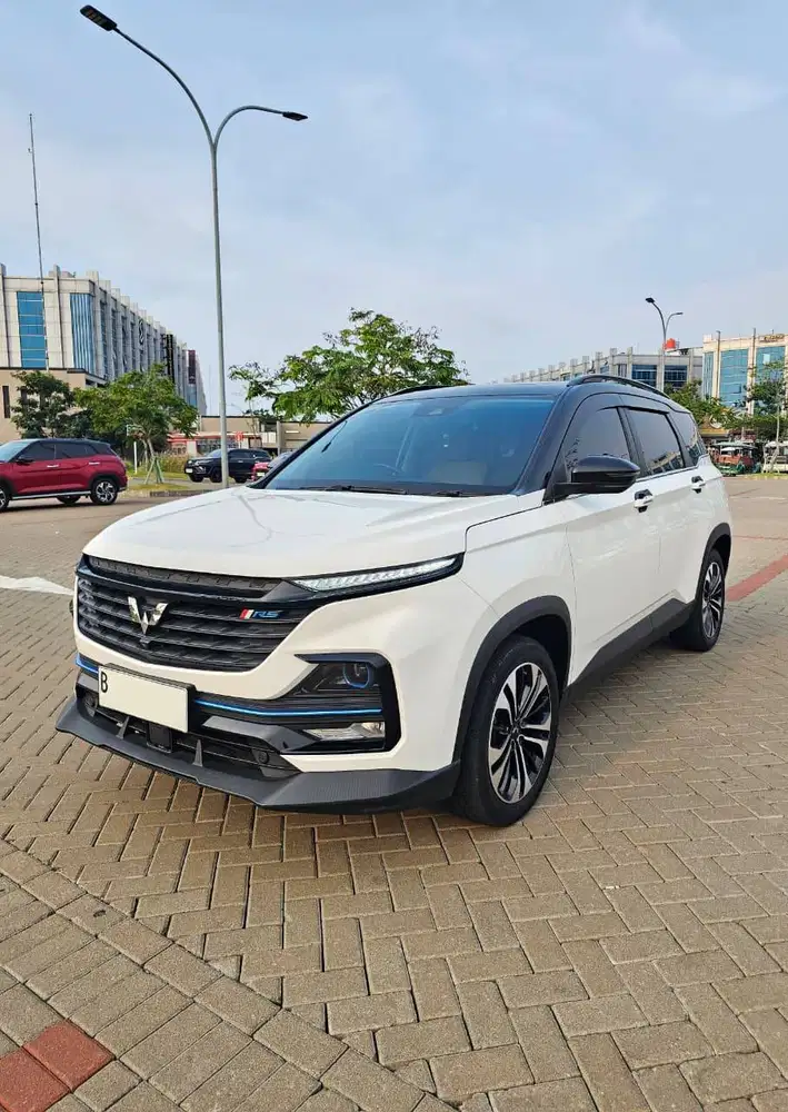 Wuling Almaz RS Hybrid 2.0 Two Tone 2022 Putih White 2021 2023 Jual BU