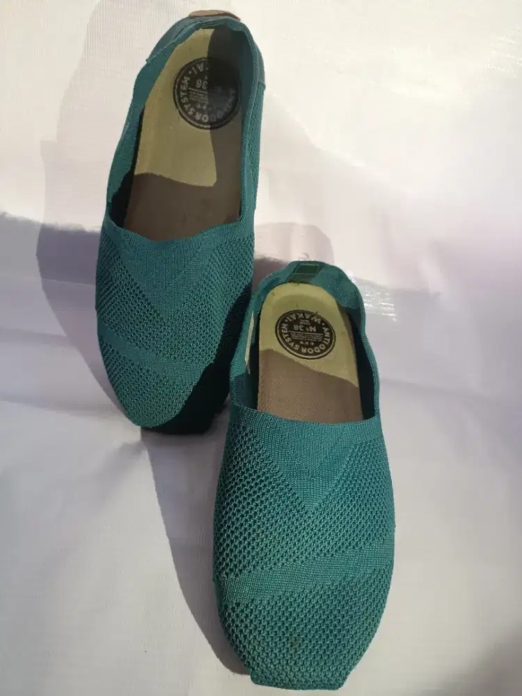 Sepatu sendal Wakai ORI preloved
