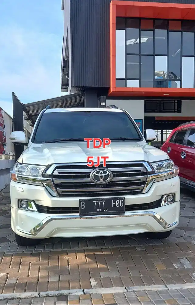 Land Cruiser VXR 200 Matic Tahun 2012 Kondisi Mulus Terawat Istimewa