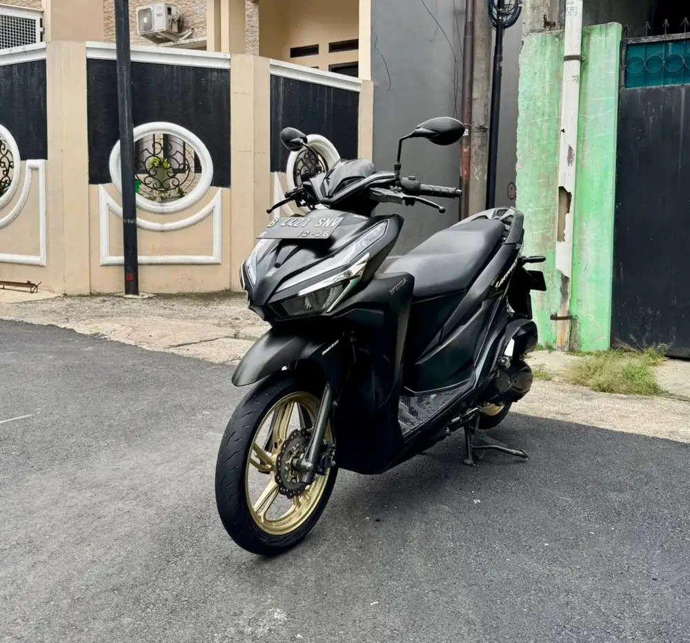 Honda Vario 150 Keyless CBS ISS MULUSSS Pajak Hidup Panjang