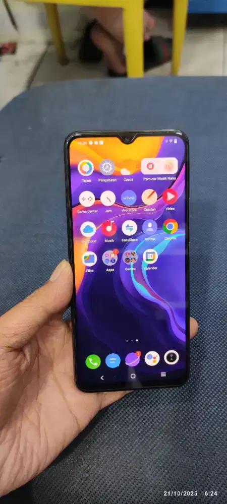 Vivo V20 ram 8+4/128gb