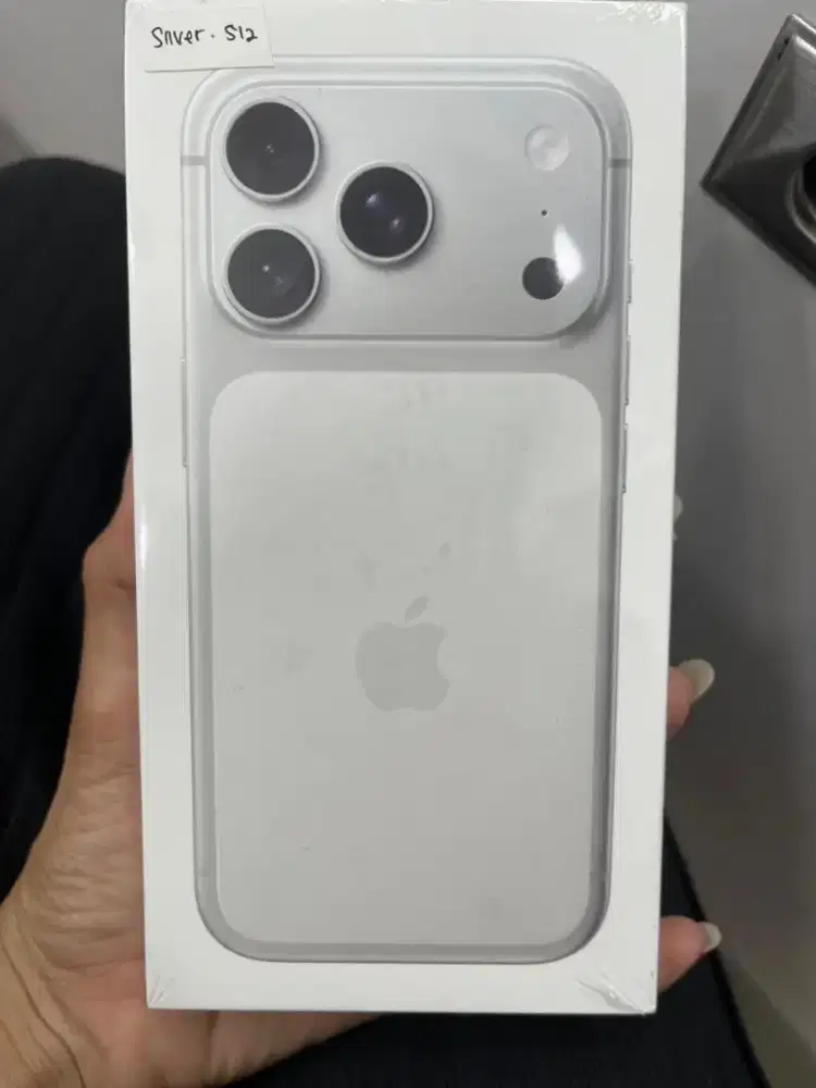 Iphone 17 pro 512 silver