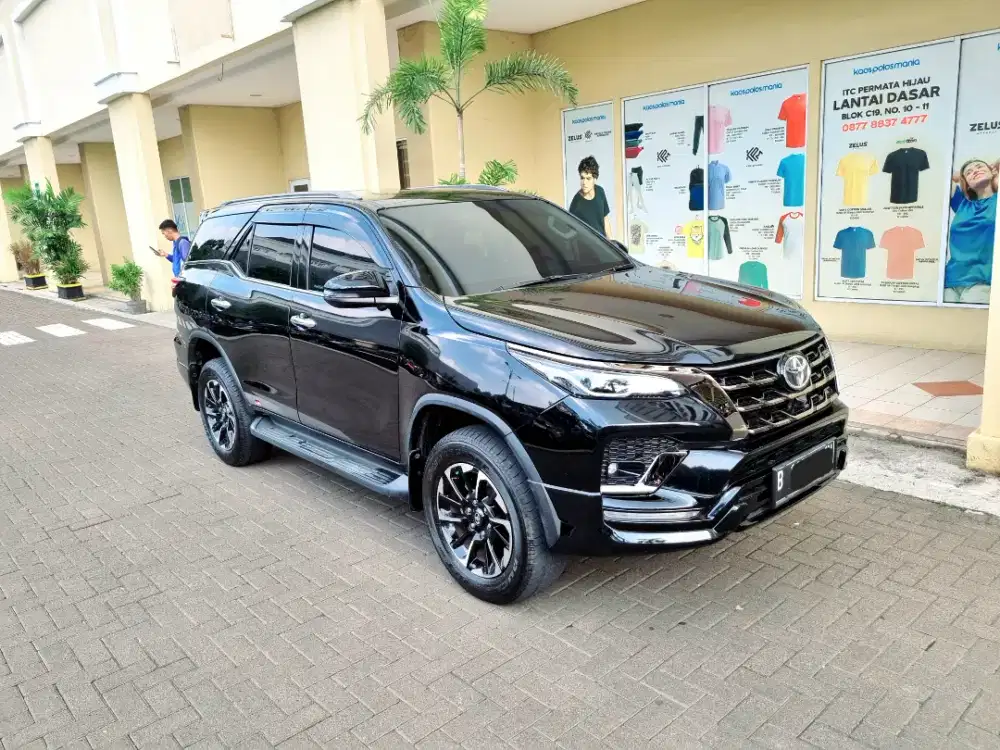 TOYOTA FORTUNER VRZ GR SPORT 2.4 DIESEL 2022 AUTOMATIC SOLAR NIK 2021