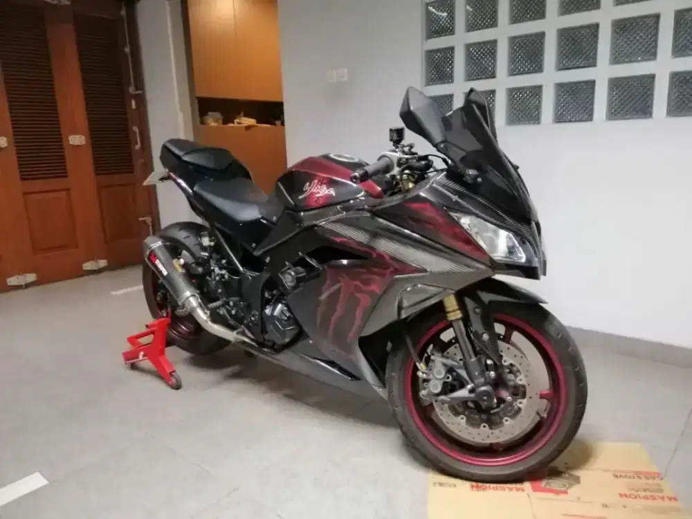 Ninja Modif pemakaian pribadi, mulussss. Km rendah.