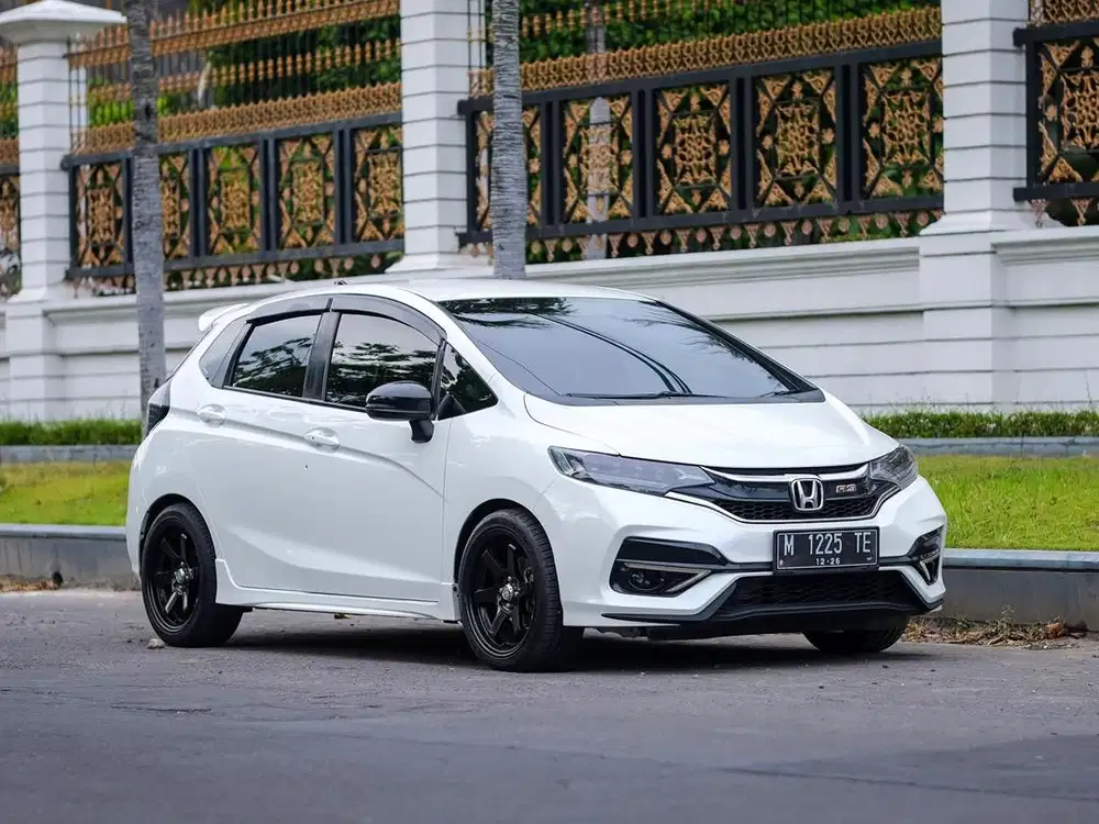 HONDA JAZZ RS 2018 1.5 MT