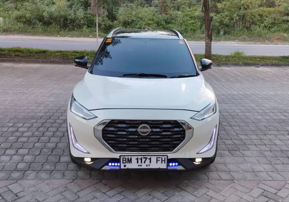 Magnite premium 1.0 Turbo