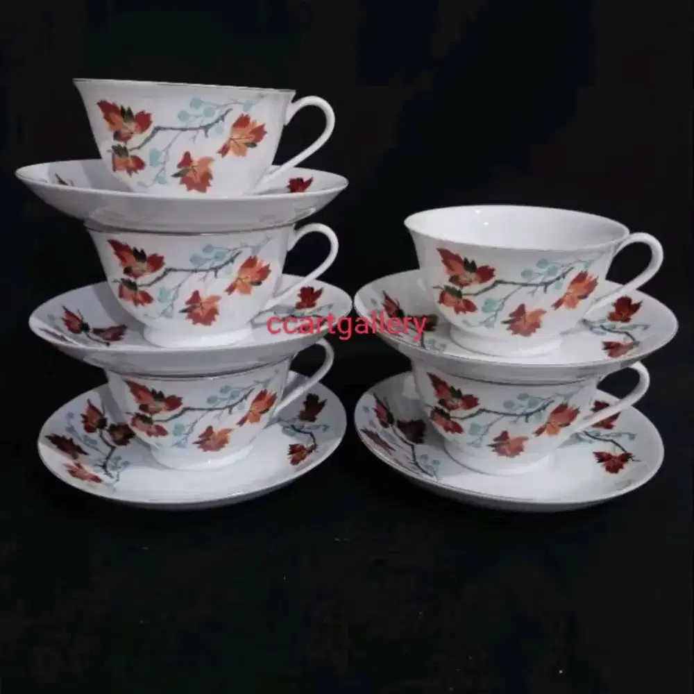 Cangkir teh lawas motif daun & ranting anggur (5)
