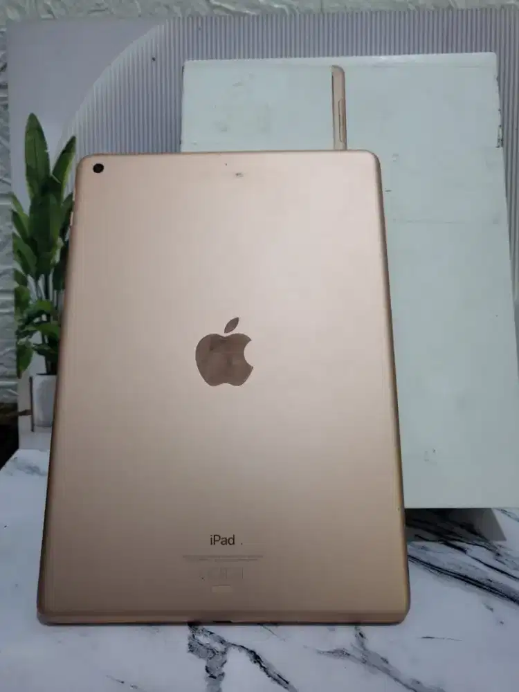 Jual cepat ipad 6 32gb wifi resmi ibox