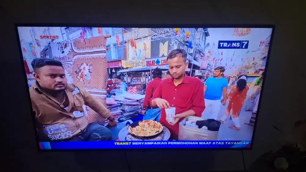 Smart tv samsung 43 inci