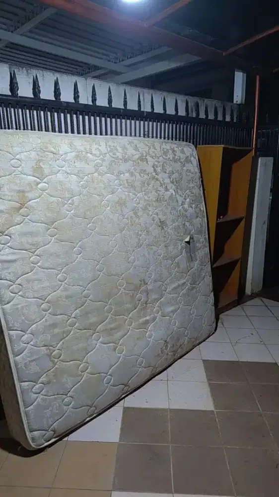 Kasur Spring Bed 180 x 200