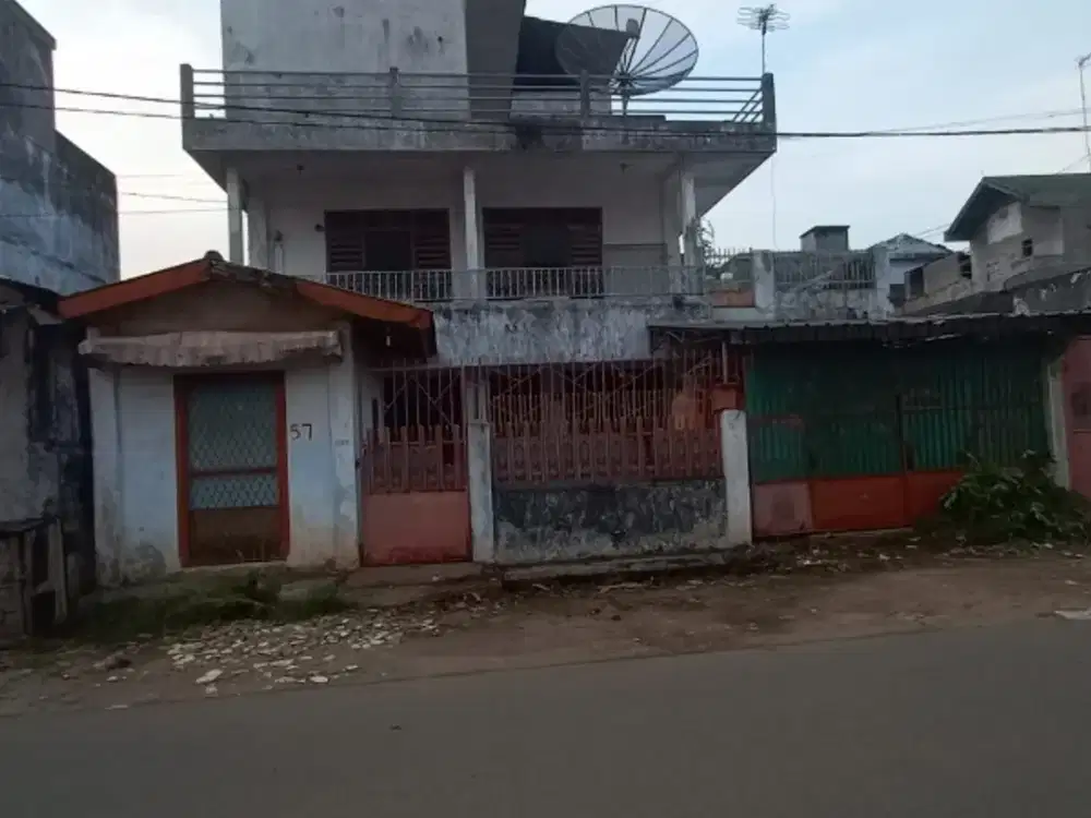 tanah rumah dan bangunan walet di pusat kota metro