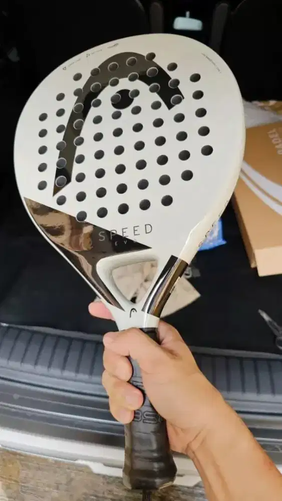 Raket padel 2025