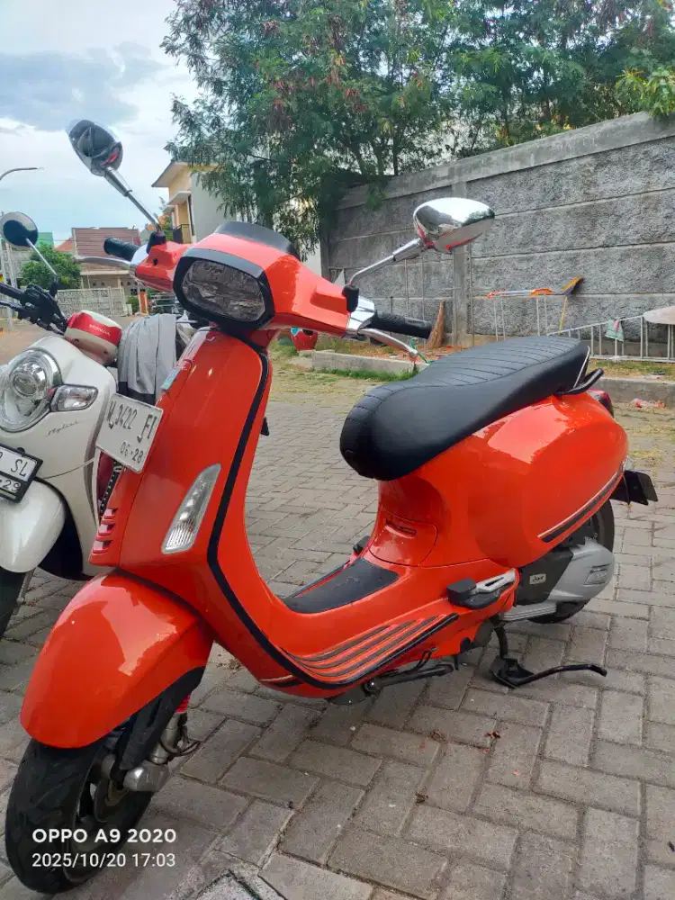 Vespa sprint 150abs