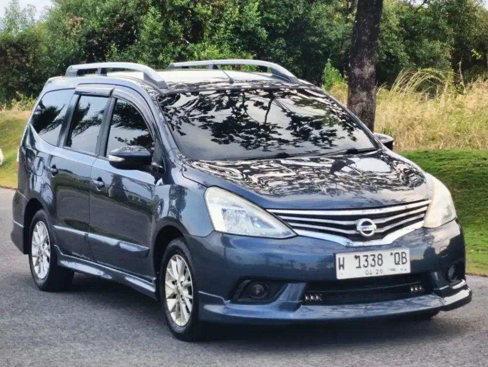 Grand Livina HWS 2015 AT nik 2014 type tertinggi