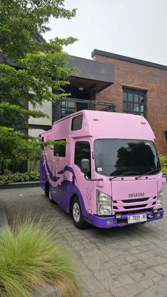 Izuzu campervan