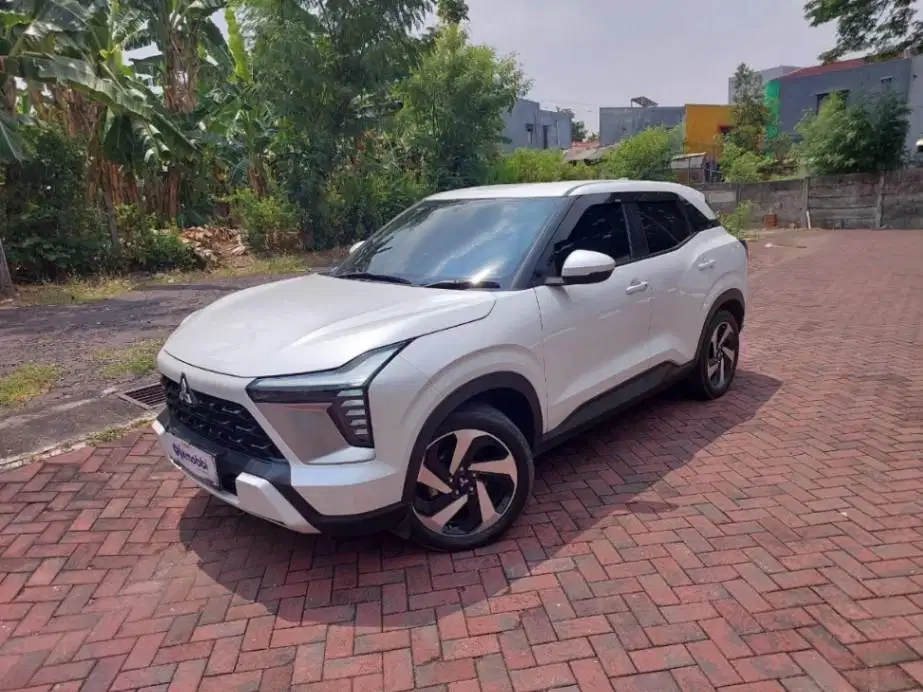 DP MURAH Mitsubishi XForce 1.5 Exceed Bensin Matic 2023 Putih DAS