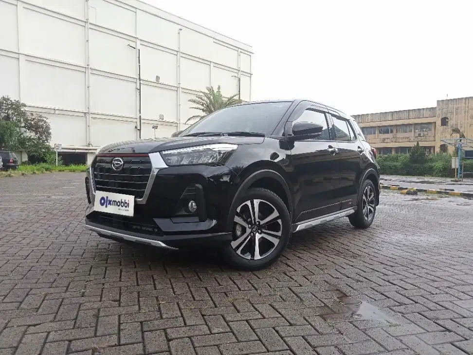 TDP 9,JT Daihatsu Rocky 1.0 R Bensin-MT Hitam 2022