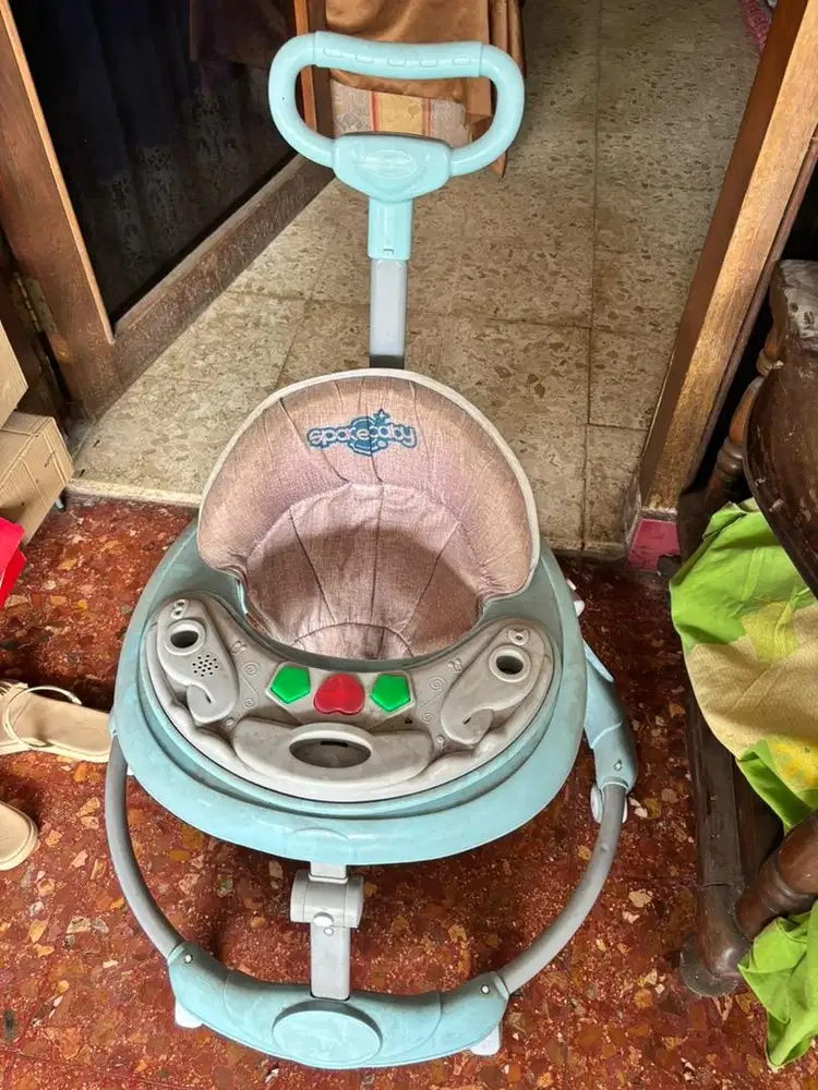 Baby Walker Merk Space Baby SB512