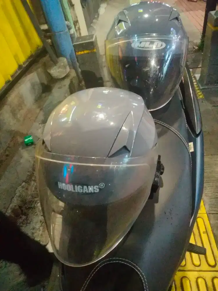Jual helm merk JS