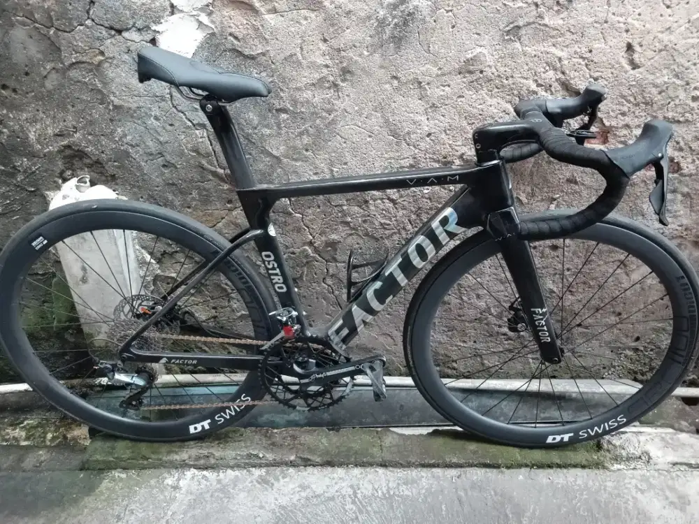 Sepeda Balap Carbon FACTOR Vam Ostro size 49
