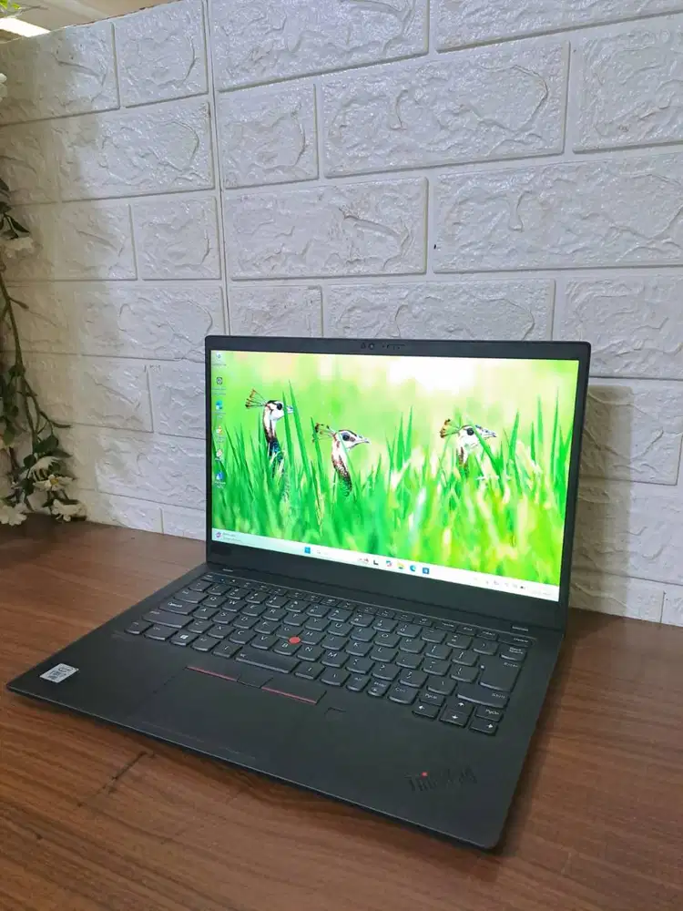 Lenovo Thinkpad X1 Carbon 8th Intel Core i7-10610U RAM 16GB SSD 512GB