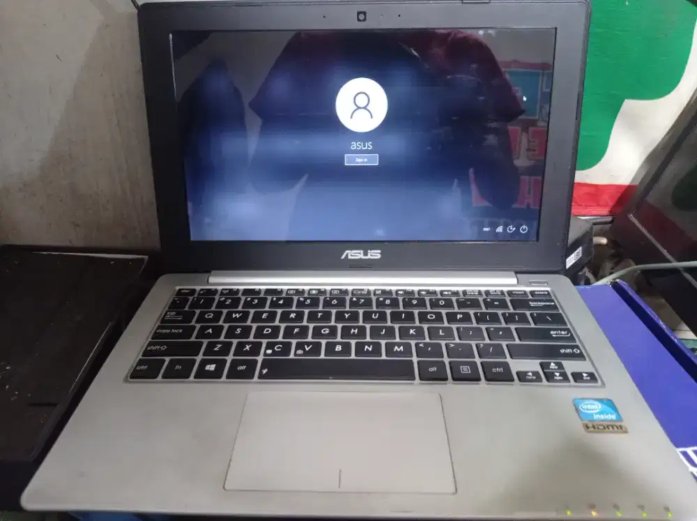 Laptop asus x201e