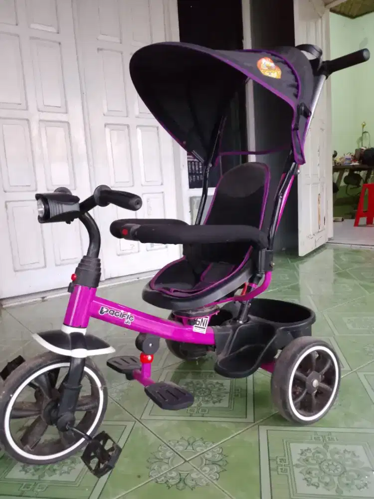 Sepeda anak roda 3 (Pasific)
