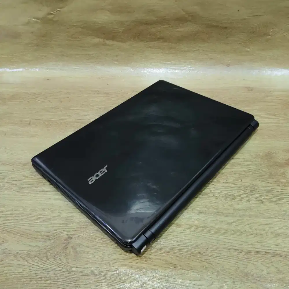 Laptop Acer Aspire Slim Ram 8GB bonus Mouse Baru Siap pakai [Bisa Dian