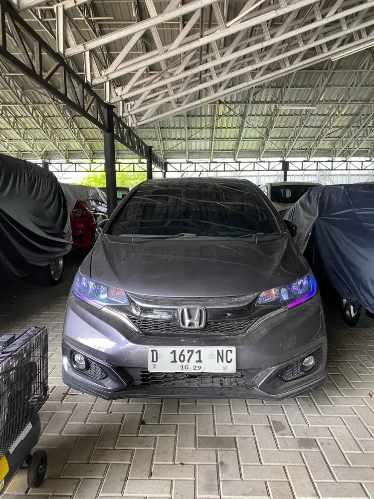 Honda Jazz GK5 RS CVT 1.5 Tahun 2017 facelift