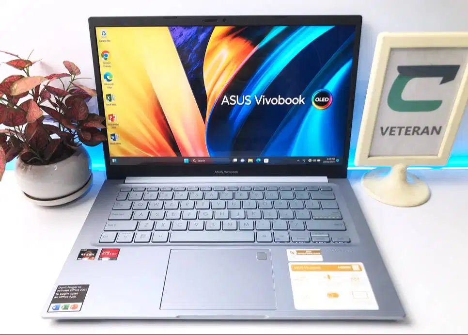 Laptop Asus VivoBook M1402IA Ryzen 7 Warna cantik performa terbaik