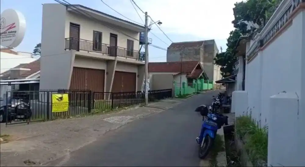 RUKO IMAM BONJOL DEKAT JALAN UTAMA DEPAN PERUMAHAN