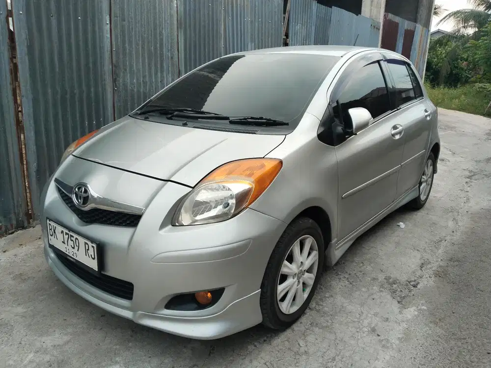 Toyota Yaris 2011 Bensin
