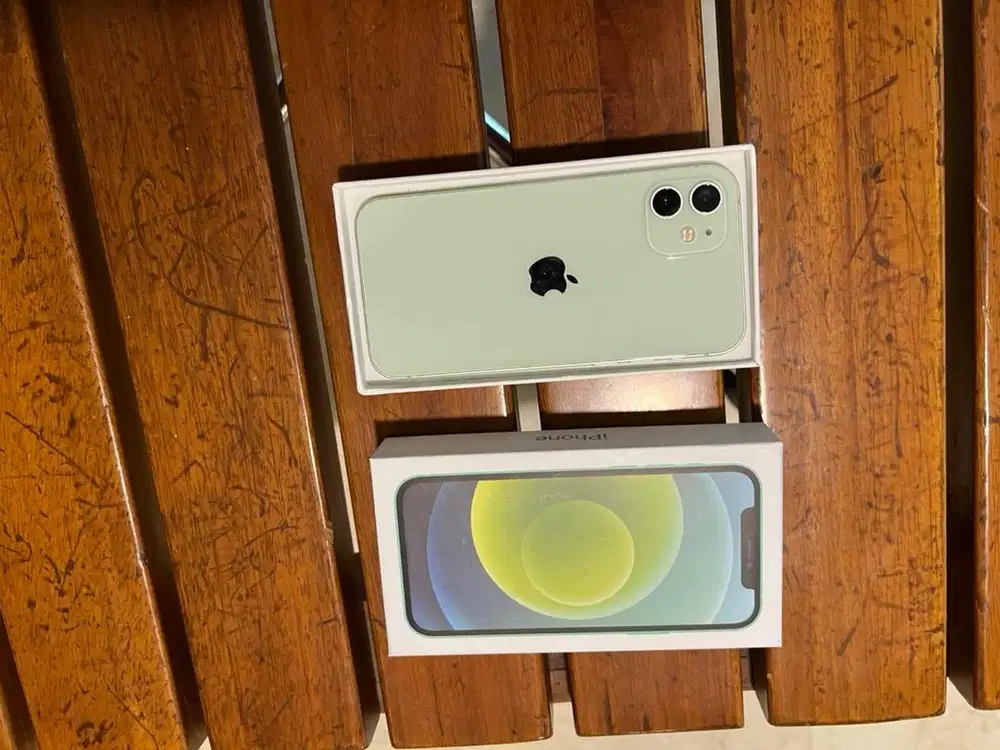 iphone 12 128gb batre masih 100