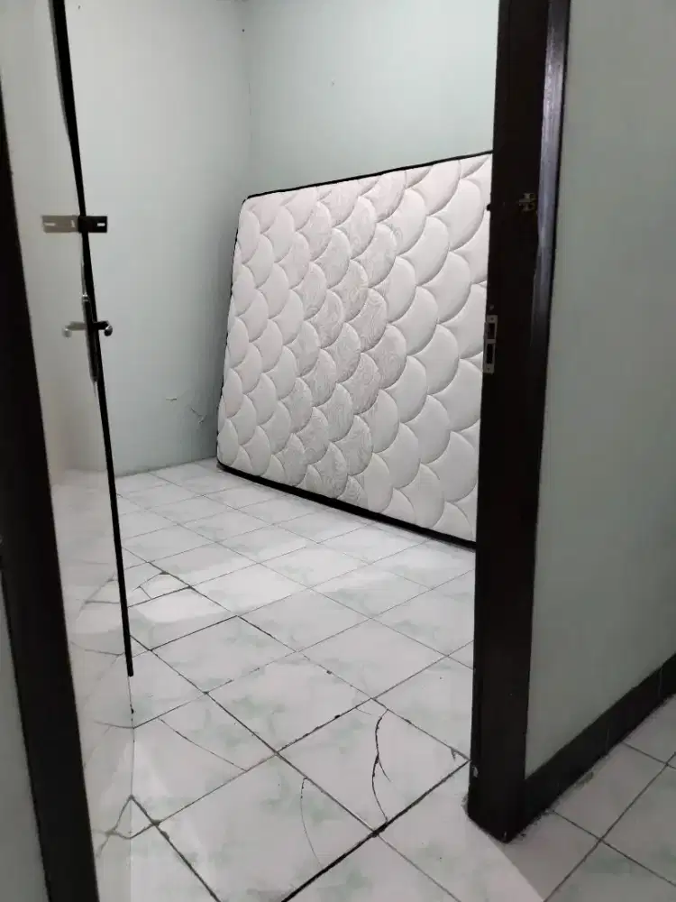 Kost non ac u/Karyawan Pria Murah Bersih Nyaman