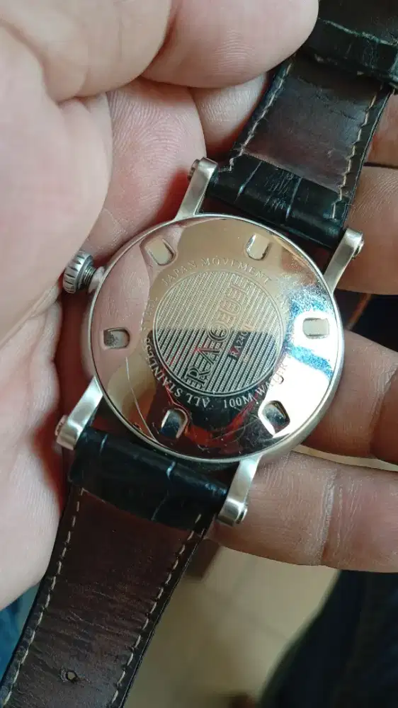 Jam tagan pria rauol