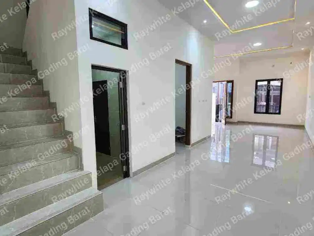 Dijual Rumah Baru 3lantai di Kelapa Gading