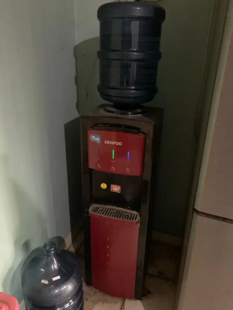 Dispenser Denpoo + Kulkas Mini