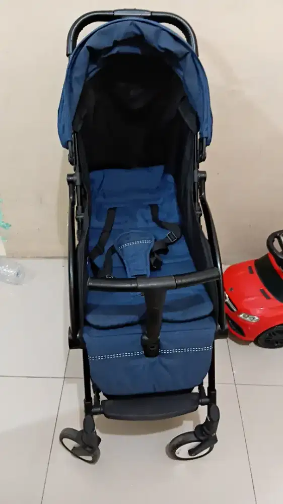 Stroller brevi scatto 717