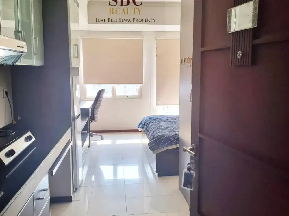 Sewa unit Royal mediterania Garden Residence Tipe Studio Furnished Lengkap View Pool dan High Floor