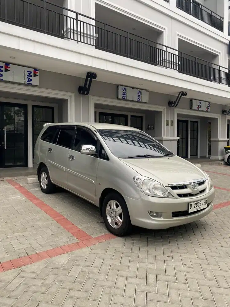 Innova G Diesel 2005 Matic