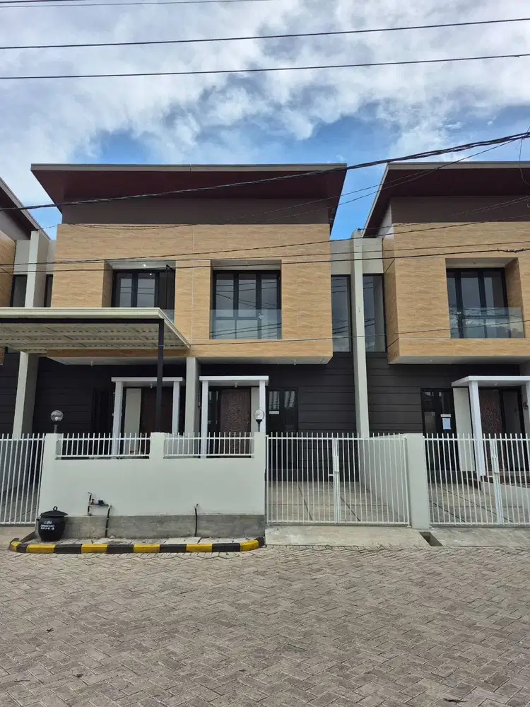 DISEWAKAN RUMAH ALANA REGENCY GUNUNGSARI INDAH